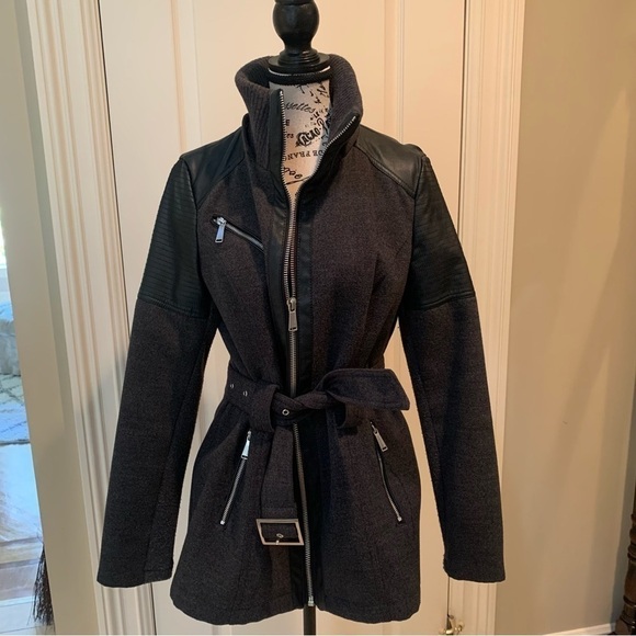 BCBGeneration Jackets & Blazers - BcbgGeneration Women’s Jacket. Size Medium. Charcoal color